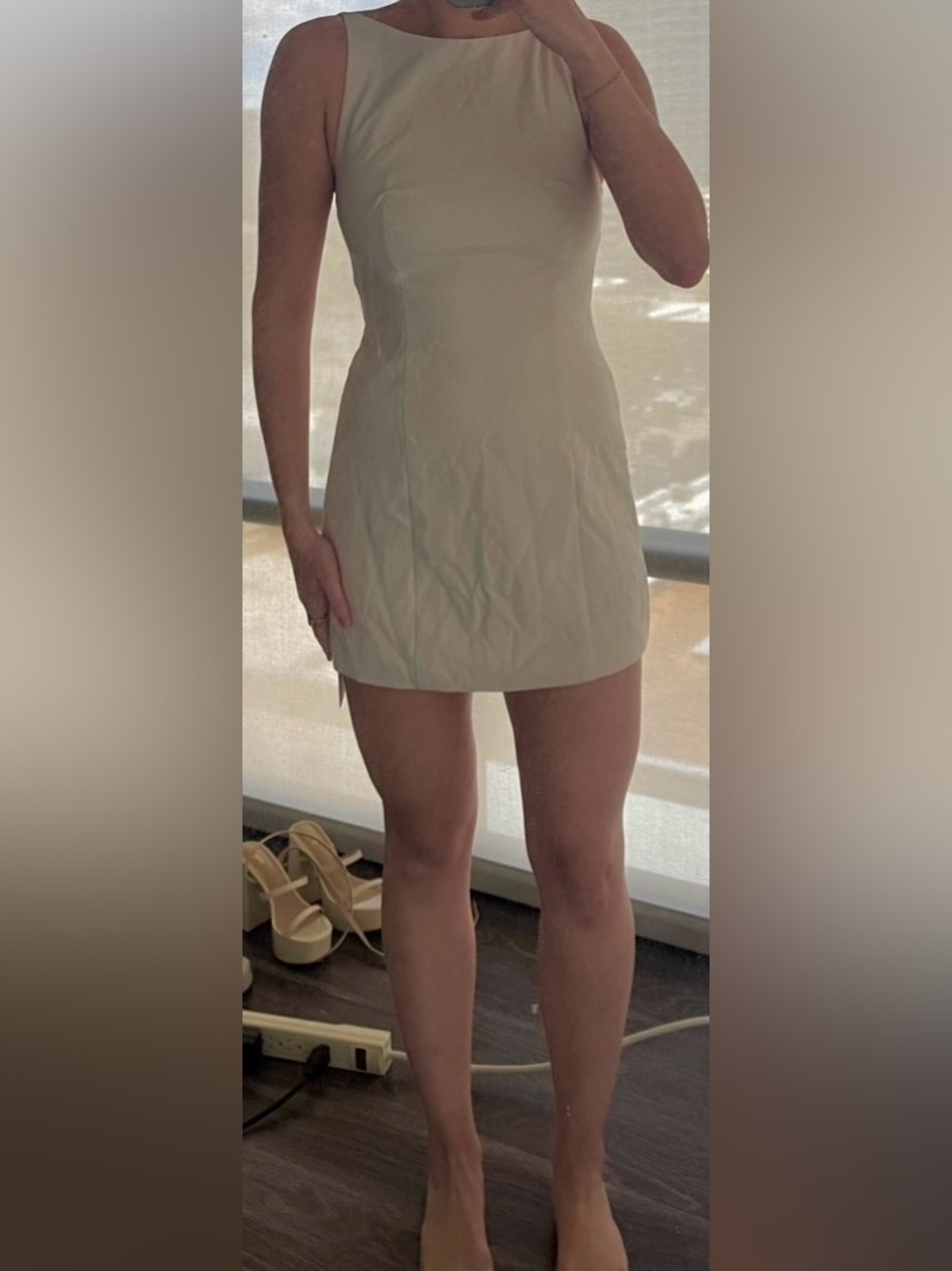 Fitted Mini Dress High Neck Sleeveless Backless - Picture 6 of 6